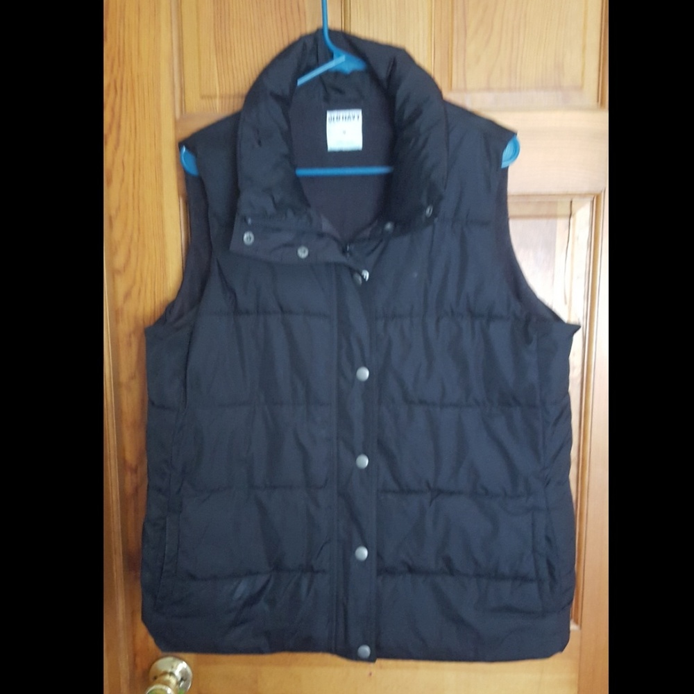 Black puffy vest